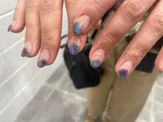 ネイル NINEnami ニュアンスネイルのネイルデザイン