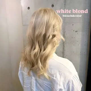 ミディアム カラー REVELS tokyo所属・watanabe Yuukaのヘアスタイル