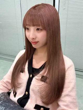 ロング Xena ria 衣織/ブリーチカラーのヘアスタイル