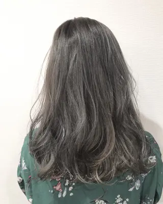 セミロング カラー レイヤーカット匠 イソザキノリユキのヘアスタイル