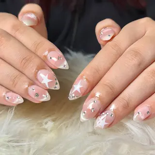 ネイル hohomi .のネイルデザイン