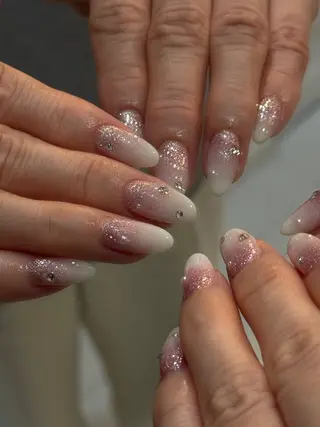 ミディアム Nailsalon M-crystalのネイルデザイン