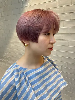 ショート カラー SALOWIN所属・ブリーチ✨ ボブ🪢レイヤーのヘアスタイル