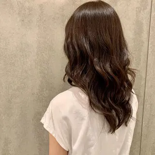 セミロング ルームスつかしん店所属・宮村 勇希のヘアスタイル