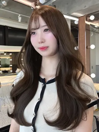 ロング カラー 🍒ブリーチなしカラ ー／Sakura🍒のヘアスタイル