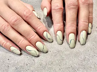 ネイル 入山 聡美のネイルデザイン