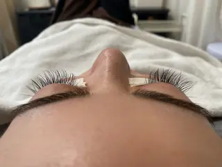 マツエク・マツパ 🐼🌿‬西 柚希乃🥟👲のヘアスタイル