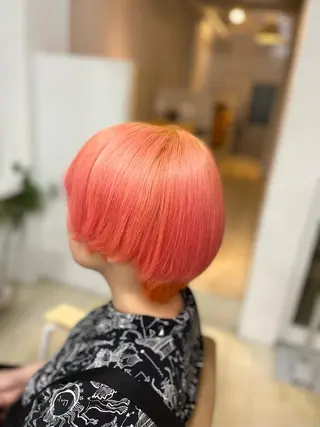 ミディアム カラー パーマ ヘアアレンジ メンズ キッズ ネイル マツエク・マツパ アイブロウ 🌟ブリーチ特化型 ハイトーンカラー🌟のヘアスタイル