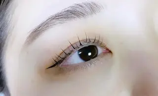 マツエク・マツパ private salon eyes所属・EYES YUNのマツエク・マツパデザイン