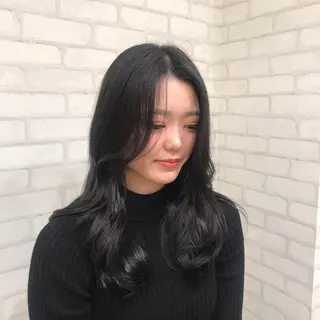 セミロング カラー abilita AZUSAのヘアスタイル