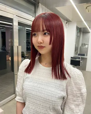 ロング カラー yuna/ボブカット /ハイトーンカラーのヘアスタイル