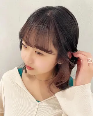 ミディアム カラー ヘアアレンジ 耳つぼ屋さん ‎🤍りりのヘアスタイル