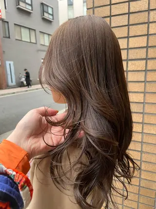 ロング カラー 銀座REFINED Ayanoのヘアスタイル