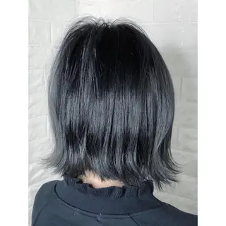 ショート カラー KIZU 髪質改善 怪談を語る美容師のヘアスタイル