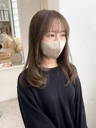 ロング カラー LOMARLIE MIMIのヘアスタイル