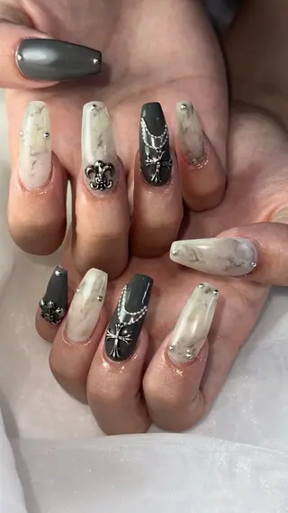 ネイル うにゃねいる🌷 Mayaのネイルデザイン