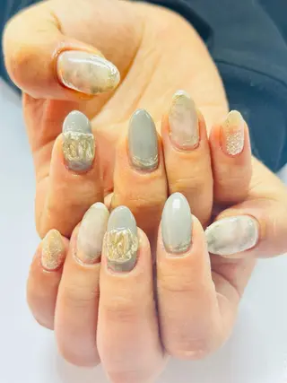 ネイル Moon’s 🌙 nailのネイルデザイン