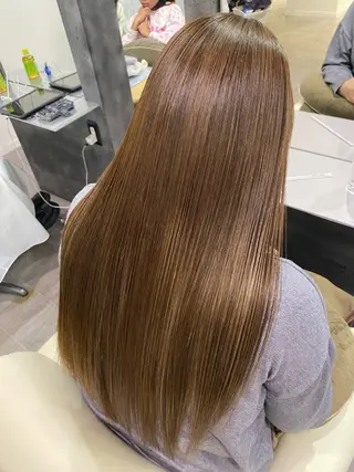 hair make huit8所属・ハイライト&ブリーチ 💇🏼‍♀MAHOのヘアスタイル