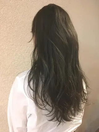 カラー 菅村 勇亮のヘアスタイル