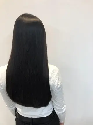 ロング カラー メンズ眉毛ITSUK Iメンズ専門　新宿の眉毛・アイブロウイメージ