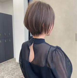 ショート 伊藤 優里のヘアスタイル