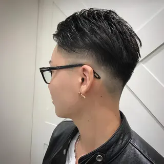 ショート カラー パーマ メンズ 平内 賢人のヘアスタイル