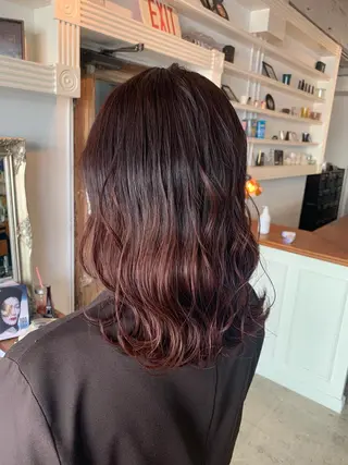 ミディアム 大宮/山口 竣也のヘアスタイル