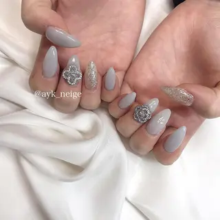 ネイル n'eige nail所属・大谷 綾香のネイルデザイン