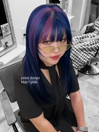 ロング カラー ura/デザイン/ ハイトーン/個性派のヘアスタイル