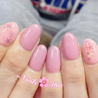 ネイル .Nails Mio 赤羽西ネイルサロンのネイルデザイン
