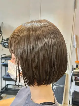 ミディアム カラー うしだ かおるのヘアスタイル