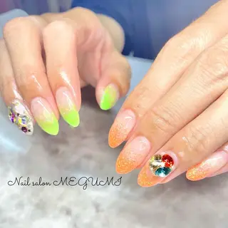 ネイル Nail salon MEGUMIのネイルデザイン