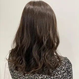 セミロング カラー 🤍💕ブリーチカラ ーAyaka💕🤍のヘアスタイル