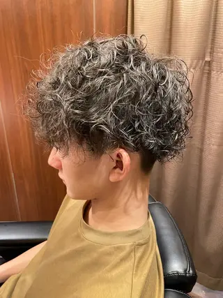 メンズ プレミアムバーバー 草野のヘアスタイル