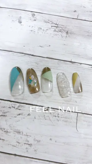 ネイル 秋好 悠のネイルデザイン