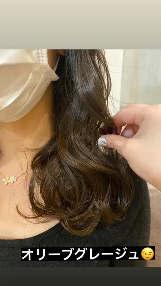 ミディアム カラー Ate by little所属・青木 梢のヘアスタイル