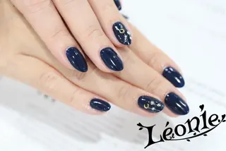 ネイル Leonie やまざきのネイルデザイン