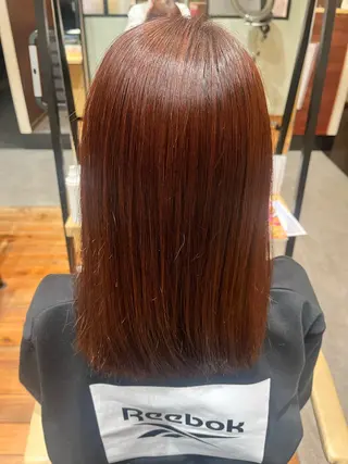 セミロング カラー 岩田 舞美のヘアスタイル