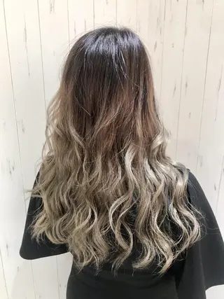 セミロング カラー Device ディバイスのヘアスタイル