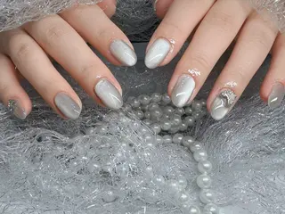 ネイル More Glam 池袋東口店のネイルデザイン