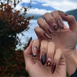 ネイル ダン ゴーゴックビックのネイルデザイン