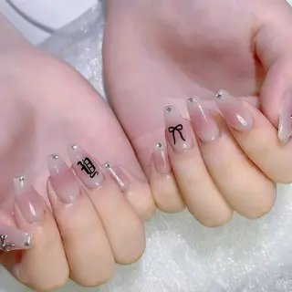 ネイル Queens 榊 まおのネイルデザイン