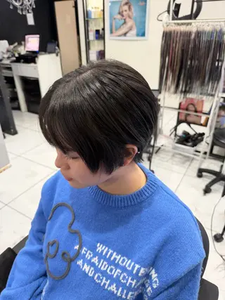 ショート 長田 麻友子のヘアスタイル