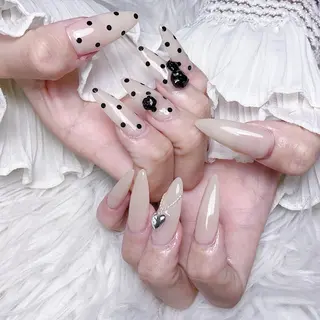 ネイル 🌈Yun nail hyejin💋のネイルデザイン