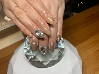 ネイル LAVISH nail salonのネイルデザイン