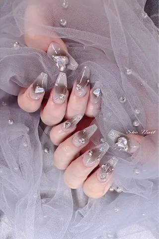 ネイル She   Nail所属・ISA_ BELLAのネイルデザイン