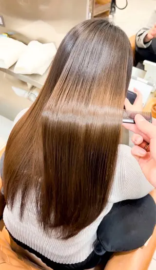 ロング アンルポン所属・unlepont 江坂[髪質改善]🪽のヘアスタイル