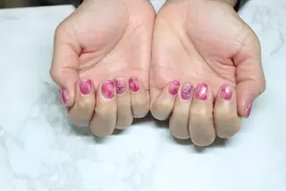 ネイル レイジー スワンのネイルデザイン