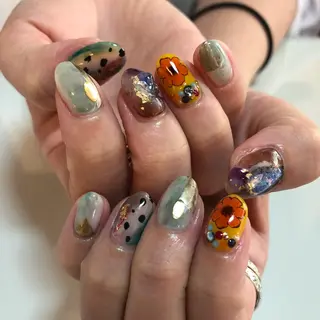 ネイル g-up nail所属・米田 律子のネイルデザイン