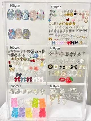 ネイル Chika .のネイルデザイン